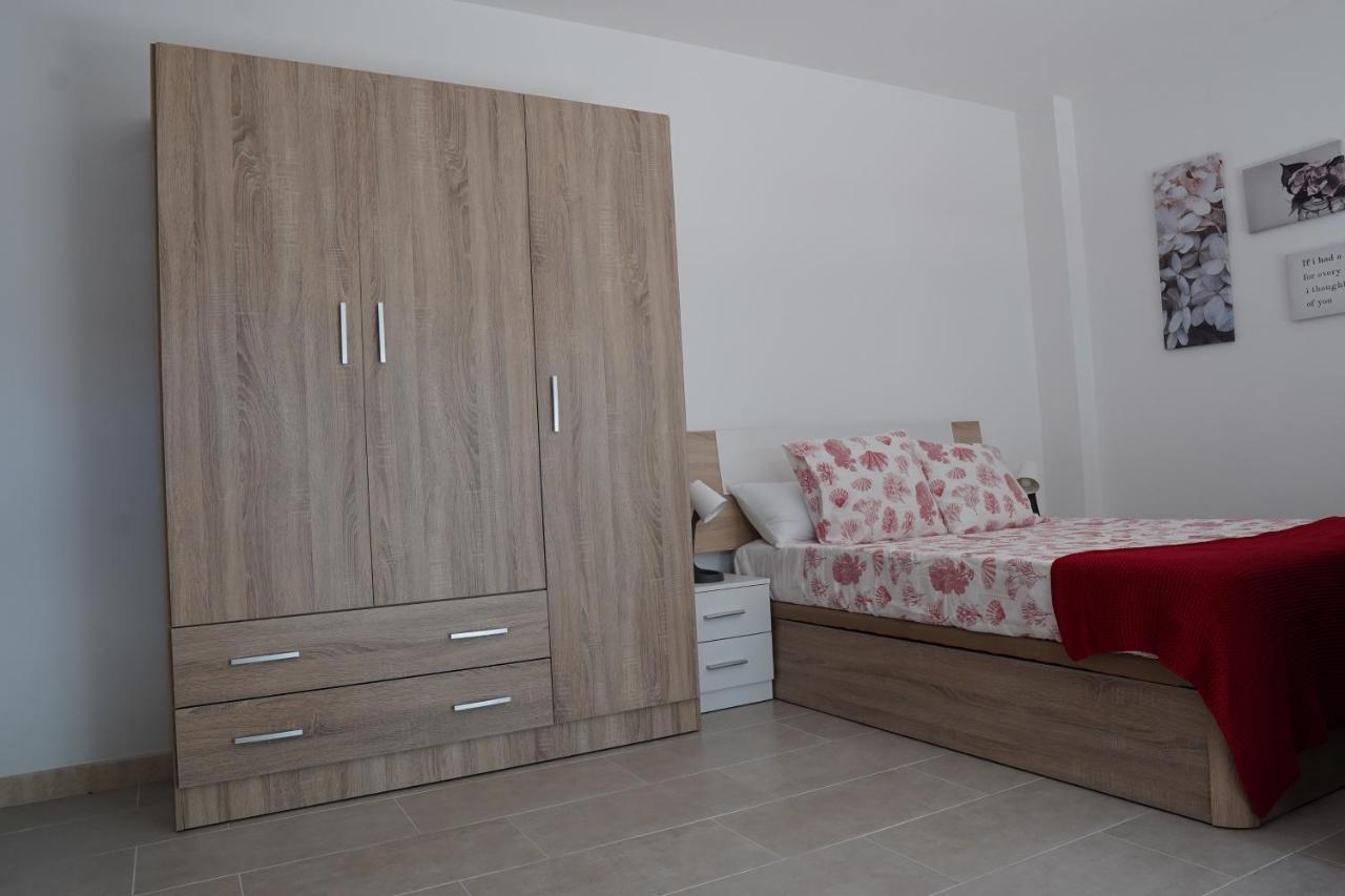 Apartamentos Turisticos San Miguel Arcangel, S.L. San Roque  Exteriér fotografie