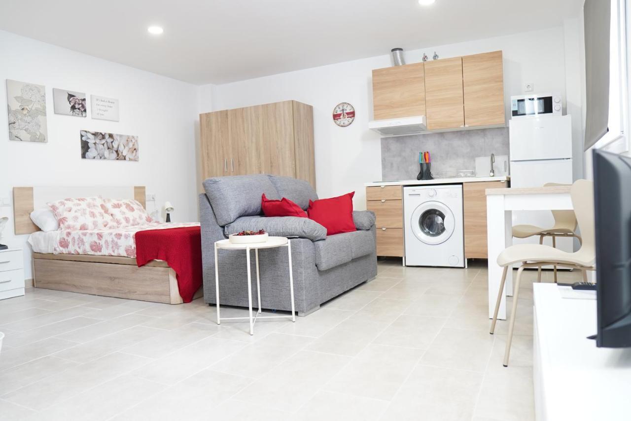 Apartamentos Turisticos San Miguel Arcangel, S.L. San Roque  Exteriér fotografie