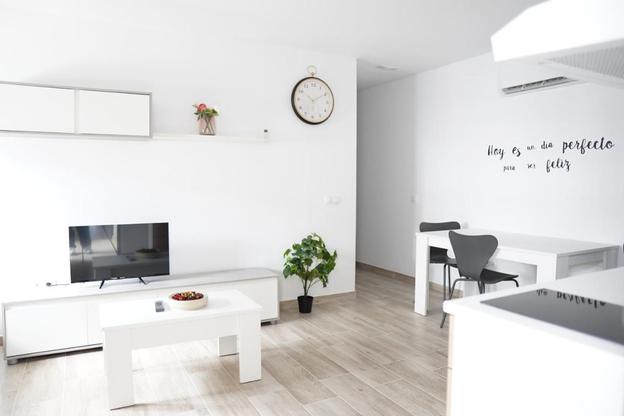 Apartamentos Turisticos San Miguel Arcangel, S.L. San Roque  Exteriér fotografie